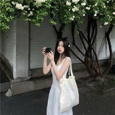 幽冥花开